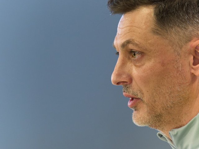 Mirel Rădoi, noul antrenor al FCSB, trage un semnal de alarmă după doar patru zile petrecute pe banca tehnică a clubului din București