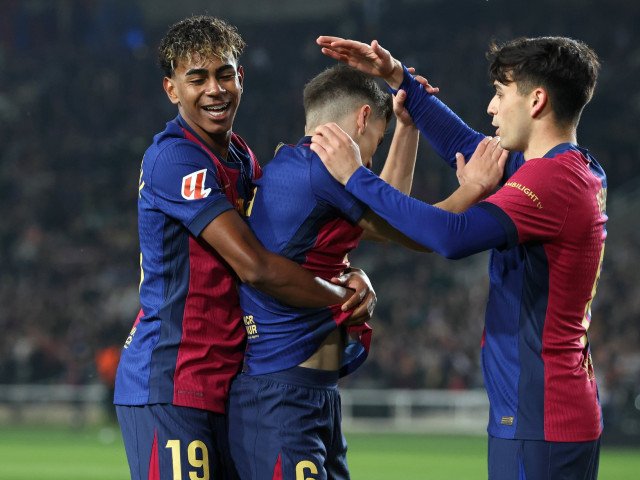 Revenire plină de emoție și speranță: Hansi Flick, antrenorul care a transformat Bayern Munchen și pe Bayern Leverkusen, revine pe banca tehnică a Barcelonei după o pauză de șase luni