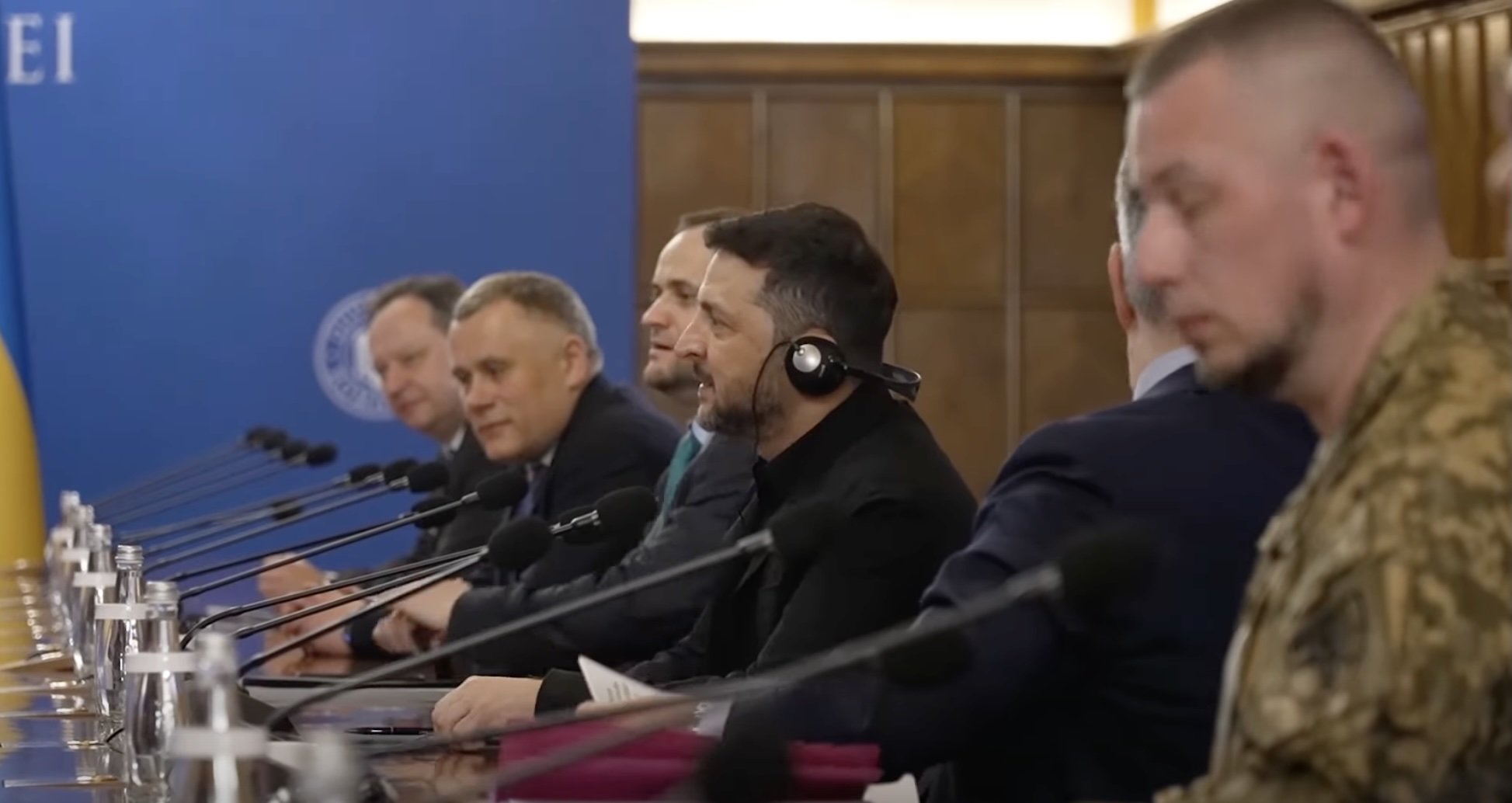 Zelenski vizitează România în prag de preluare a NATO: întâlniri oficiale și militare pe teren Președintele Ucrainei, Volodymyr Zelenski, a efectuat o vizită oficială în România într-un moment delicat pentru securitatea regională