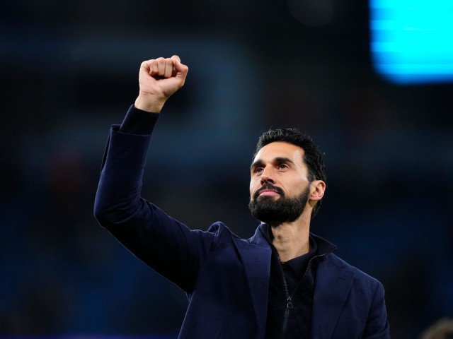 Alvaro Arbeloa intră în istoria Ligii Campionilor după o prestație memorabilă în meciul Manchester City – Real Madrid 1-2 Manchester — Noaptea de marți a aparținut unui răsucire de scripturi și unui moment memorabil pentru fanii Real Madrid și pentru fotbalul european în general