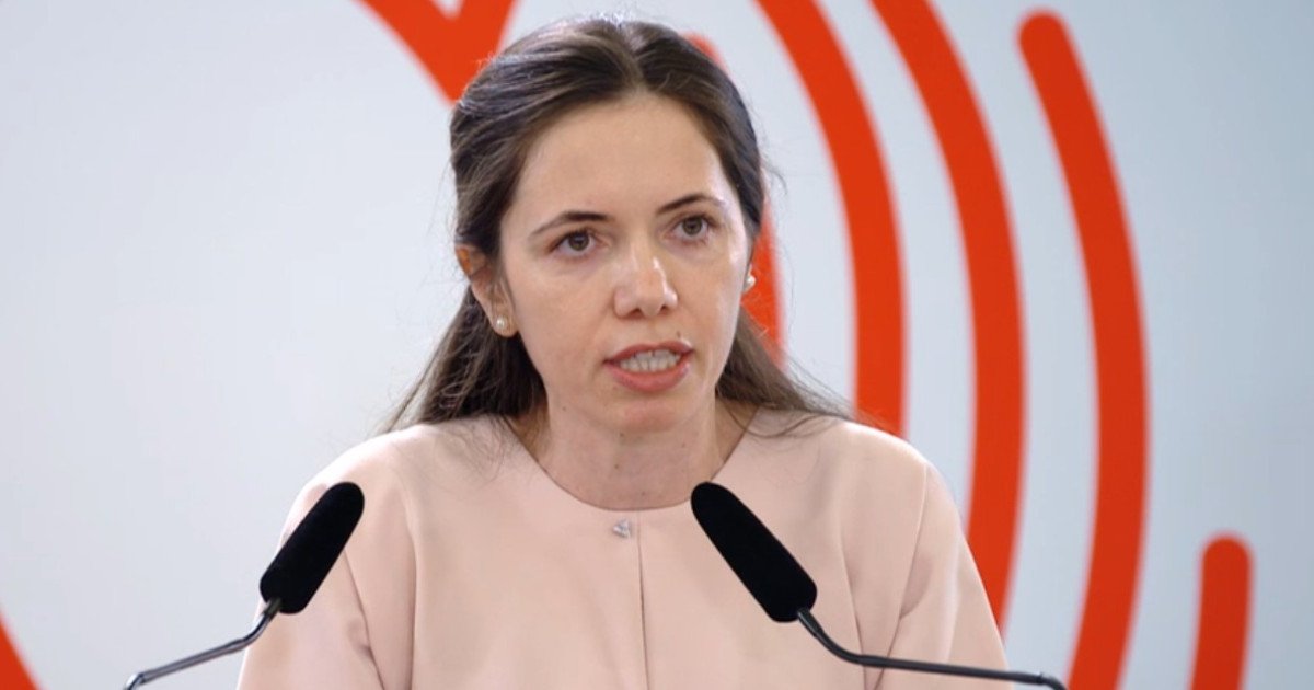 Mirabela Grădinaru, partenera de viață a fostului primar al Capitalei, Nicușor Dan, a subliniat recent importanța inițiativei guvernamentale de implementare a Registrului Naţional de Screening Neonatal, o măsură revoluționară menită să schimbe fundamental modul în care sistemul de sănătate românesc gestionează prima etapă a vieții celor mai vulnerabili: nou-născuții