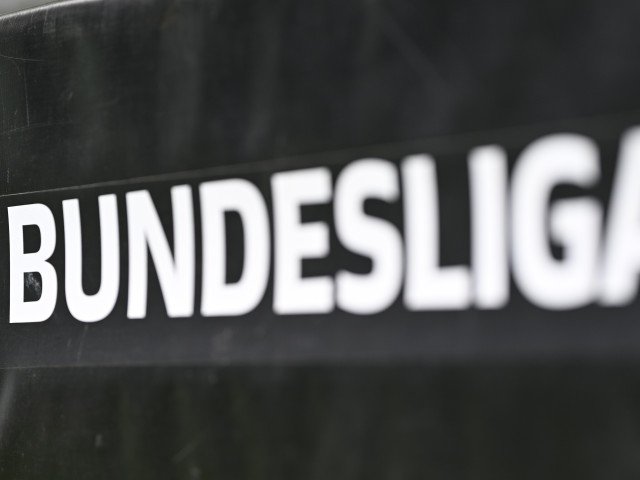 Weekend captivant în Bundesliga: Leverkusen surprinde Bayern Munchen, Dortmund își păstrează șansele în lupta pentru titlu Startul etapei din Bundesliga a adus rezultate neașteptate, punând în evidență imprevizibilitatea campionatului german