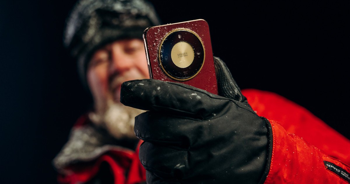 Piețele smartphone-urilor ating maturitatea: utilizatorii valorizează acum performanțele dincolo de specificații Anul 2026 marchează un moment de cotitură în industria telefoanelor mobile, odată cu evoluția percepției consumatorilor asupra funcționalităților esențiale ale dispozitivelor