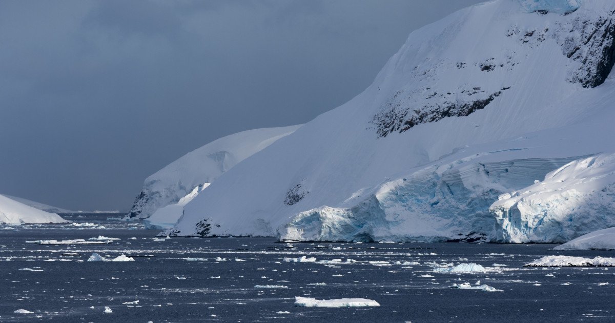 Antarctica își arată semne de revenire: nivelul gheții marine în 2026 aproape de media ultimilor 50 de ani După ani de fluctuații extreme, zona polară antarctică pare să fie într-un proces de recuperare, cel puțin temporar