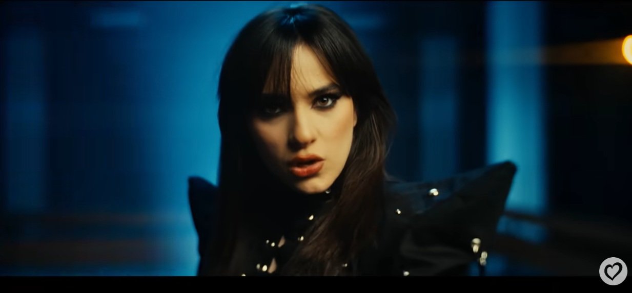 Controverse aprinse la Eurovision: piesa României, „Choke Me”, acuzată de promovare a violenței sexuale Fără îndoială, muzica are puterea de a transmite mesaje și de a suscita emoții, însă când acestea depășesc granițele acceptabilului, își pot pierde impactul pozitiv