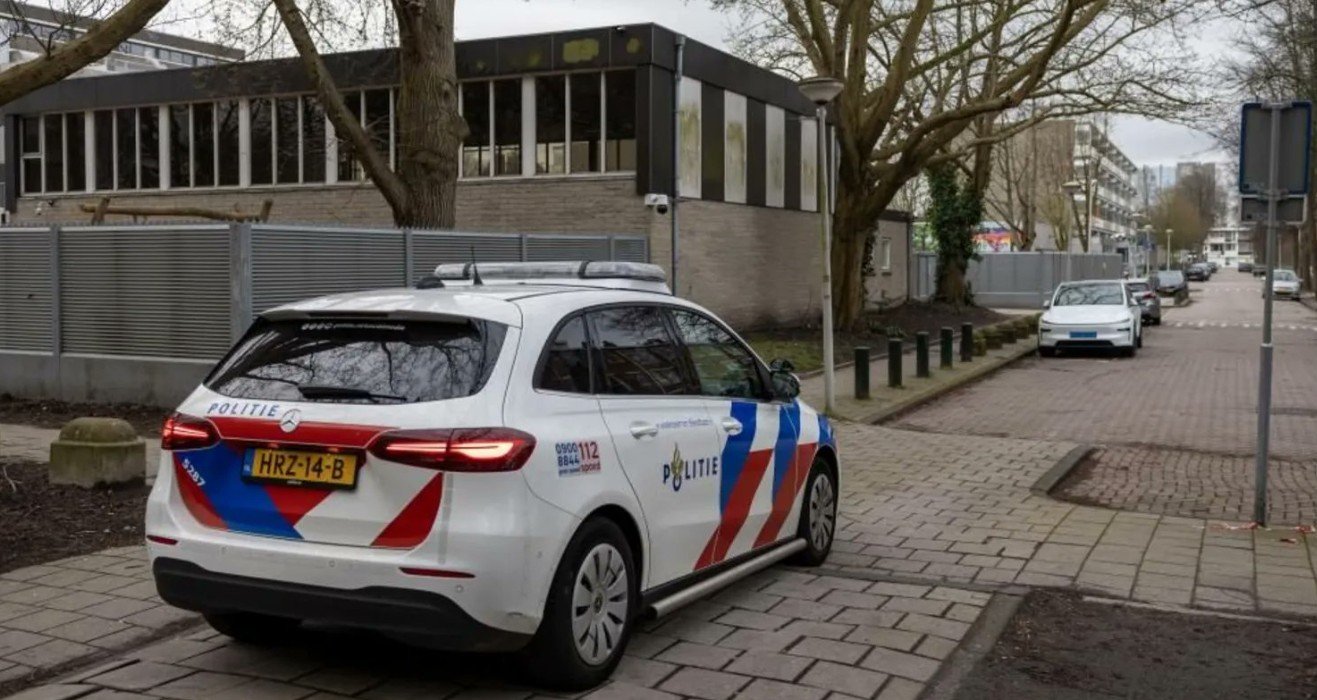 Explozie la școala evreiască din Amsterdam, primarul: „atac deliberat”