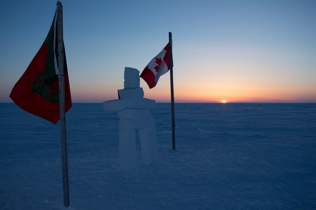 Cinci națiuni nordice și Canada își intensifică colaborarea în Arctica, o regiune disputată strategic Regiunea arctică, un teritoriu cu un potențial economic și geopolitic considerabil, devine tot mai focusată în atenția puterilor globale