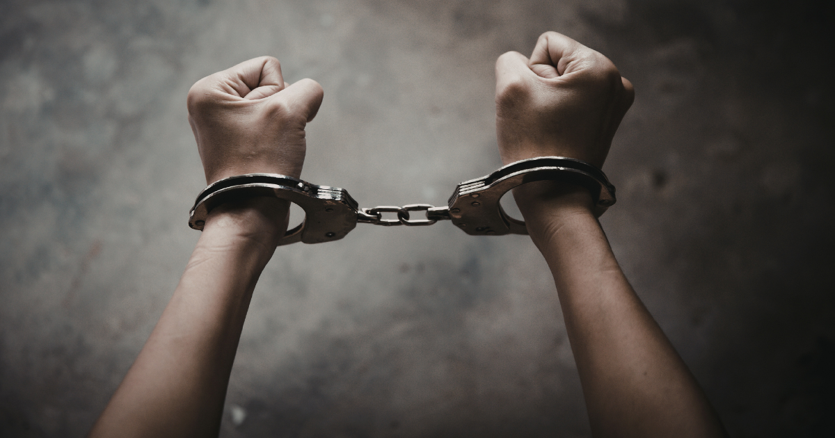 Tânăr de 19 ani din Bacău arestat după un incident violent pe autostrada A1, în apropiere de Arad Un tânăr în vârstă de 19 ani, R.G.F