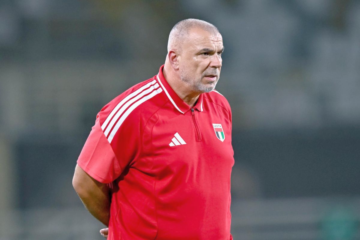 Cosmin Olăroiu, selecționerul echipei naționale a Emiratelor Arabe Unite, nu duce lipsă de oferte