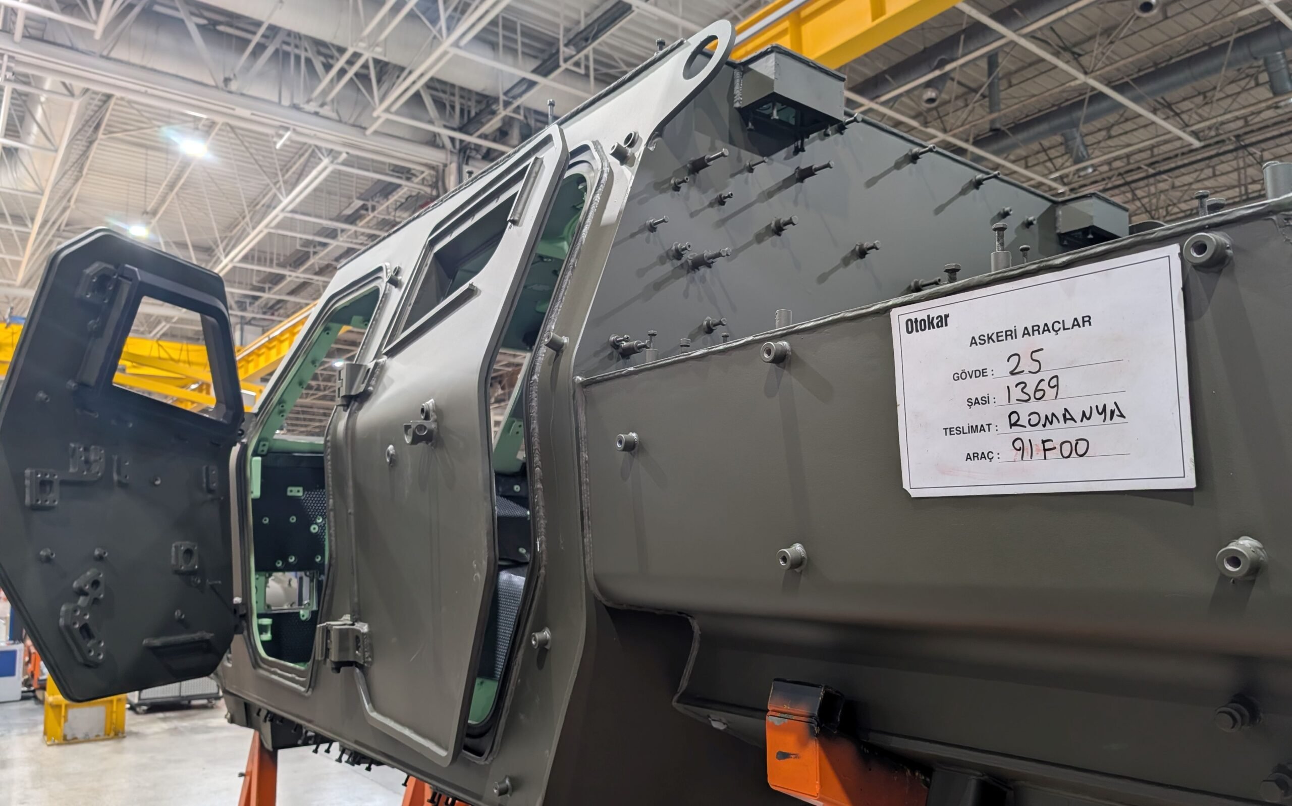 România trebuie să devină un actor principal în producția de tehnică militară, consideră experții în domeniu, pentru a asigura securitatea națională și a stimula economia locală