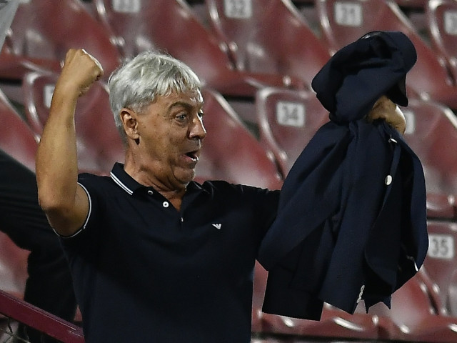 Antrenorul emblematic al Universității Craiova, Sorin Cârțu, a lansat un mesaj dur și sincer înaintea meciului crucial dintre naționala României și Turcia, programat în preliminariile pentru Campionatul European