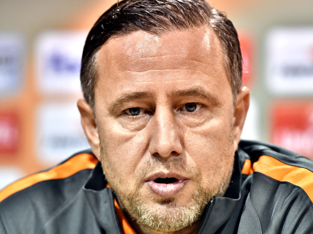 Se pune în joc integritatea și promisiunile făcute în sportul românesc, odată cu declarația recentă a antrenorului Laurențiu Reghecampf, care a lansat un mesaj direct către fostul său coleg de la naționala României, Mirel Rădoi, și, implicit, către principalii implicați ai cluburilor și Federației Române de Fotbal