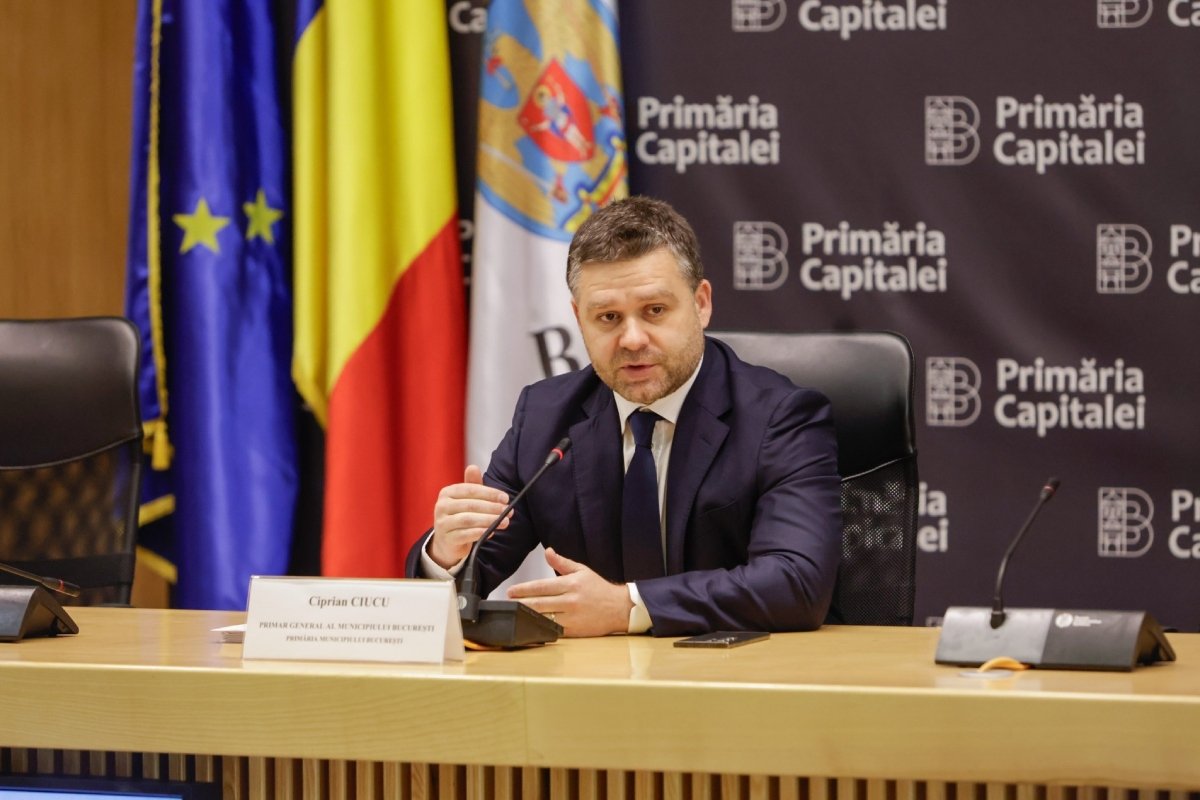 Primăria Capitalei în pragul unei crize financiare de amploare: riscă incapacitatea de plată dacă bugetul de stat nu se aproba rapid Situația financiară a Primăriei Capitalei devine din ce în ce mai alarmantă, iar pericolul de a ajunge în incapacitate de plată pare să se apropie cu fiecare zi