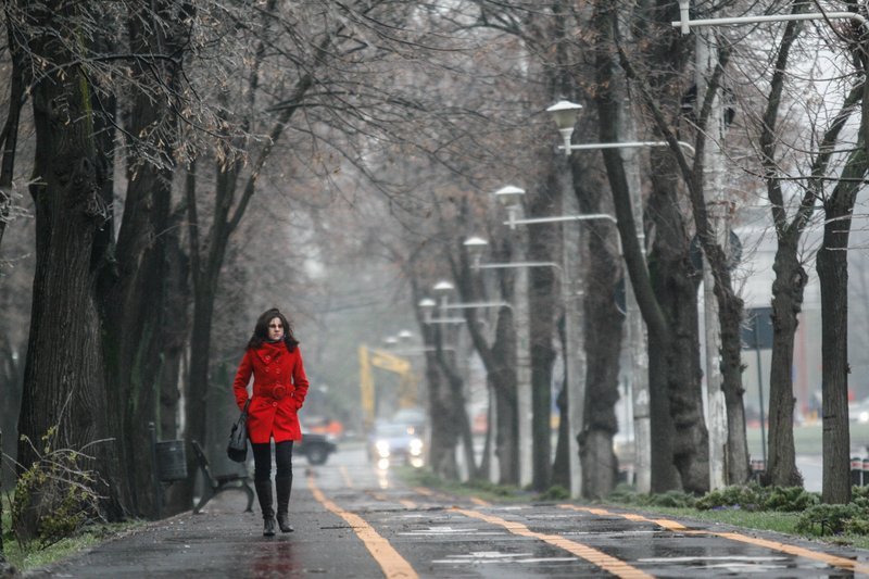 România se confruntă în aceste zile cu un fenomen meteo extrem de brusc, care schimbă radical tempera­turile resimțite și riscă să influențeze grav agricultura și viața cotidiană