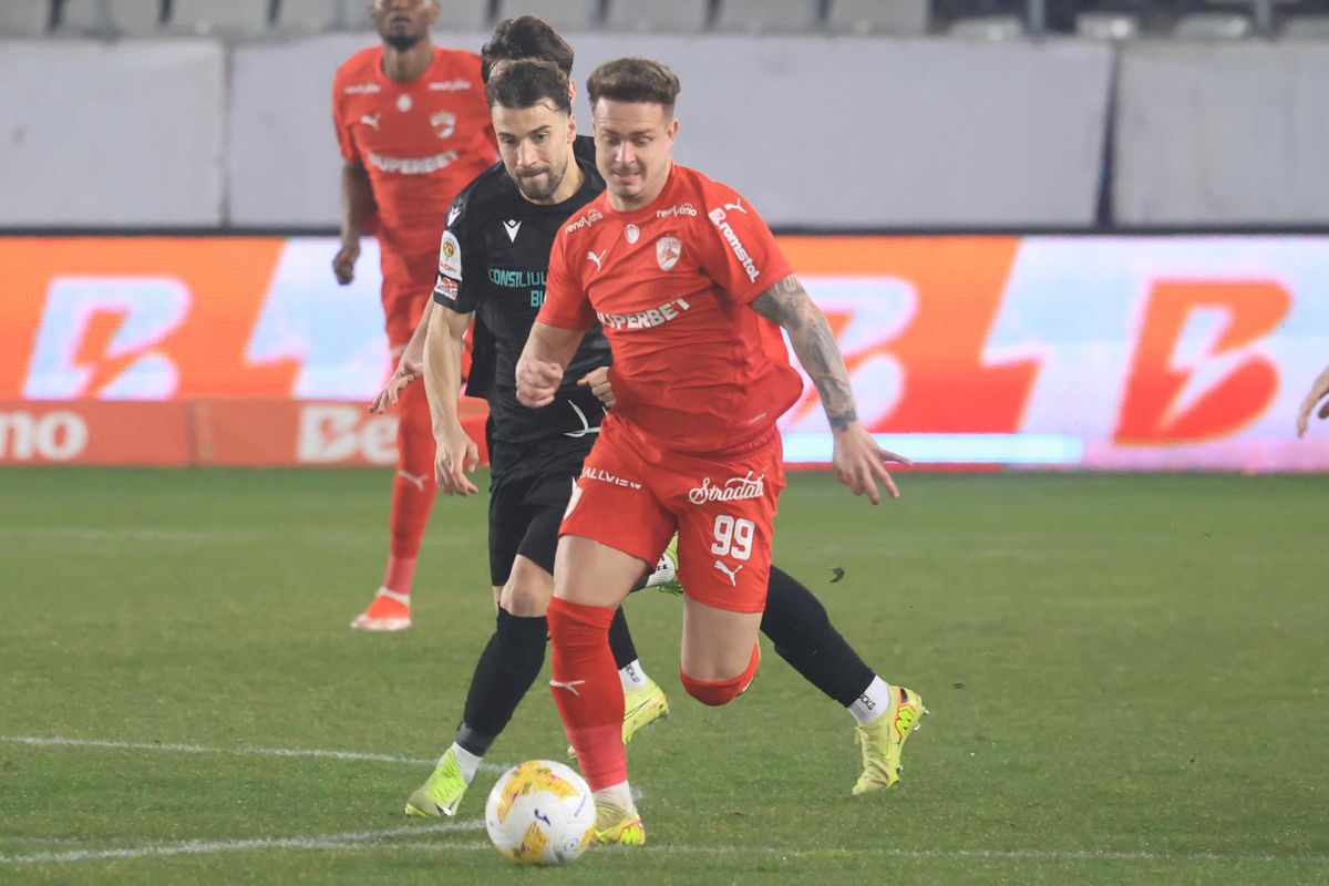 Dinamo în fața unui meci crucial în sferturile Cupei României, duel cu Metalul Buzău pe “Arcul de Triumf” În această seară, stadionul „Arcul de Triumf” a fost martorul uneiPartide tensionate între Dinamo și Metalul Buzău, în cadrul sferturilor Cupei României