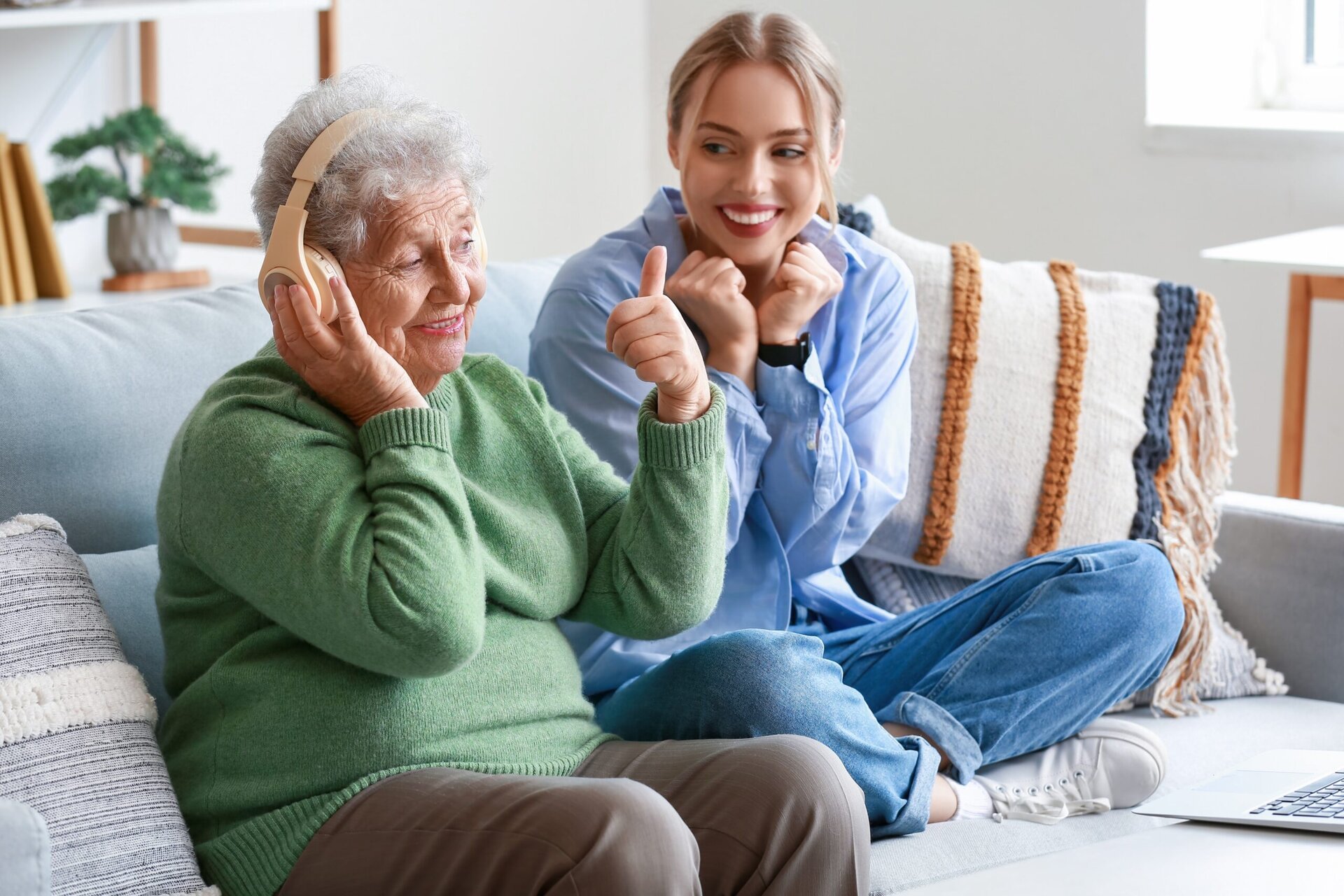 Expresiile vârstnicilor, greu de înțeles pentru tineri