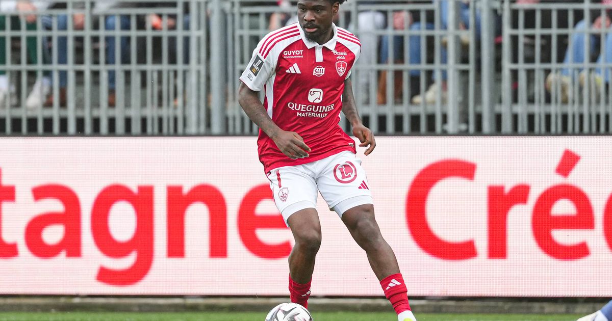 Eric-Junior Dina-Ebimbe, puștiul de la Brest, revine asupra visului frânt: „Nu am sentimente de revanșă” Disputa de sâmbătă seară dintre AS Monaco și Brest va aduce în prim-plan o figură tânără, a cărei poveste nu a fost încă pe deplin spusă