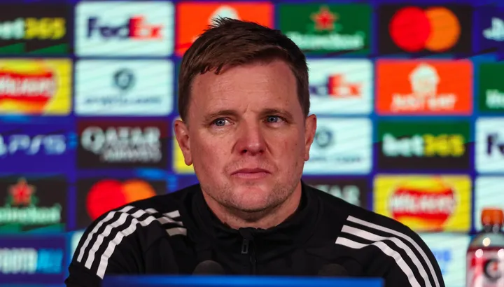 Derby-ul Tyne-Wear: Newcastle și Sunderland își dispută suprematia într-un meci tensionat în Premier League La ora 12:00 duminică, stadionul din Newcastle va fi martorul unui moment de tensiune maximă, când Newcastle United întâlnește Sunderland într-un derby de tradiție, contând pentru Premier League