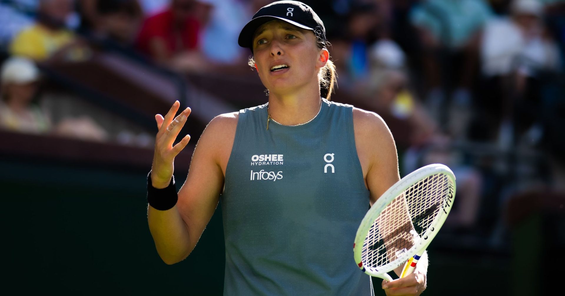 Iga Swiatek, favorita numărul doi la turneul WTA 1000 de la Miami, a fost eliminată surprinzător în turul al doilea, după o mecinee tumultuos și plin de emoții, de jucătoarea poloneză Magda Linette (locul 50 WTA)