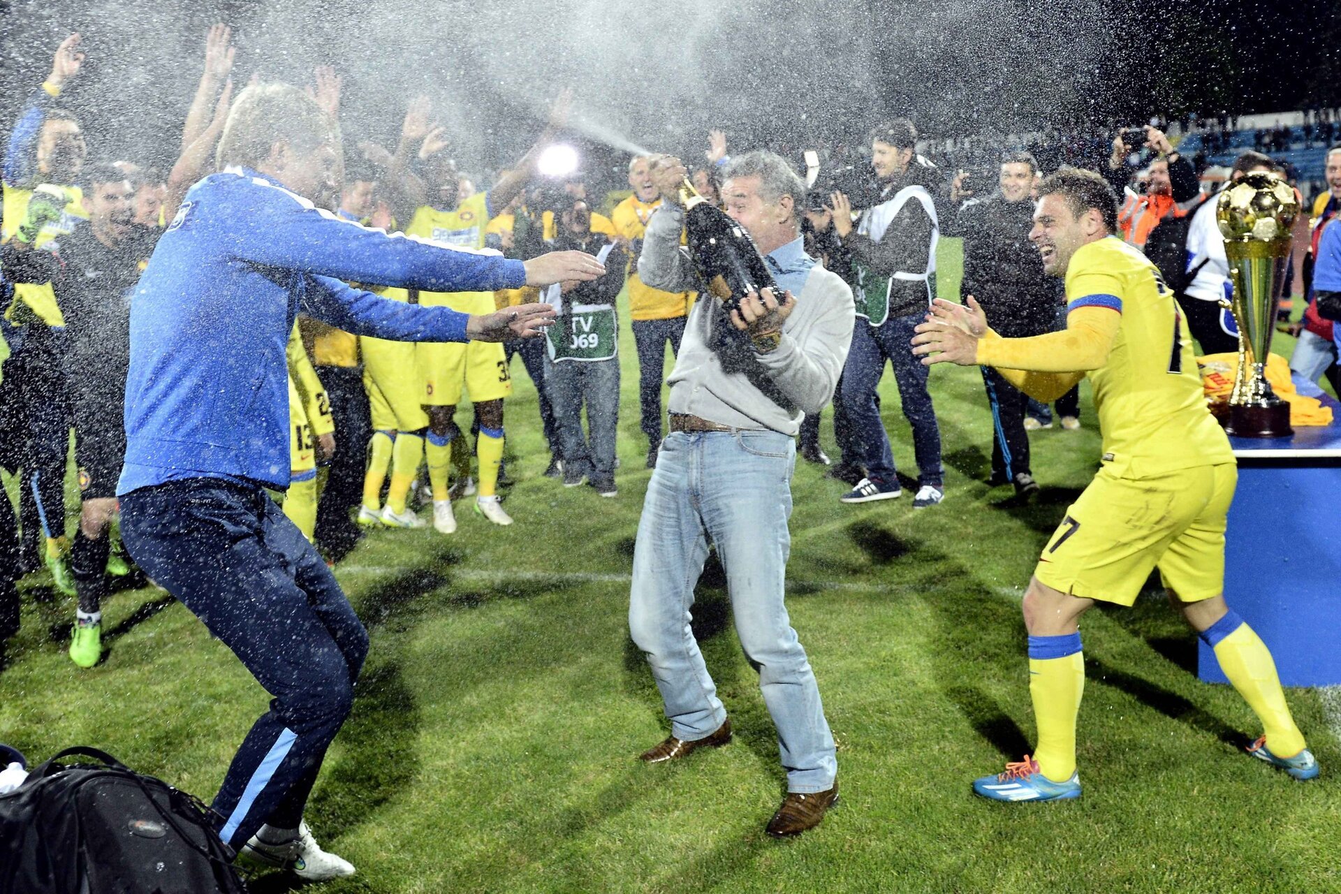 Giedrius Arlauskis, fostul portar al echipei FCSB, a fost protagonistul unui nou episod de interes în lumea fotbalului românesc, de această dată legat de transferul sau la Watford