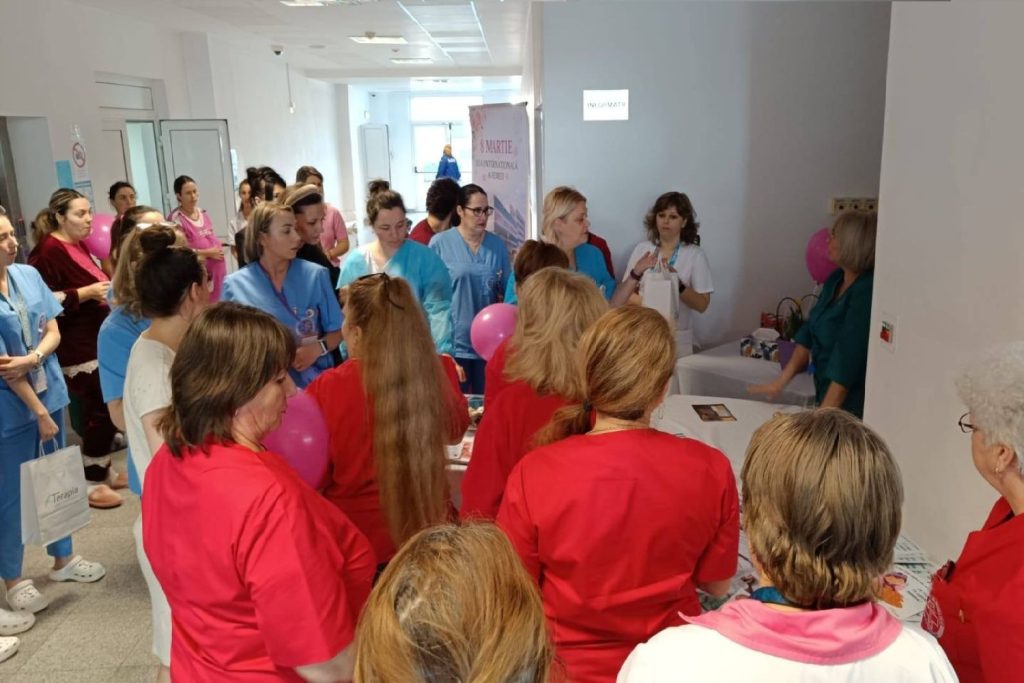 Maternitatea Buzău a marcat 8 martie printr-un eveniment menit să omagieze feminitatea, dedicat atât cadrelor medicale, cât și mamelor internate