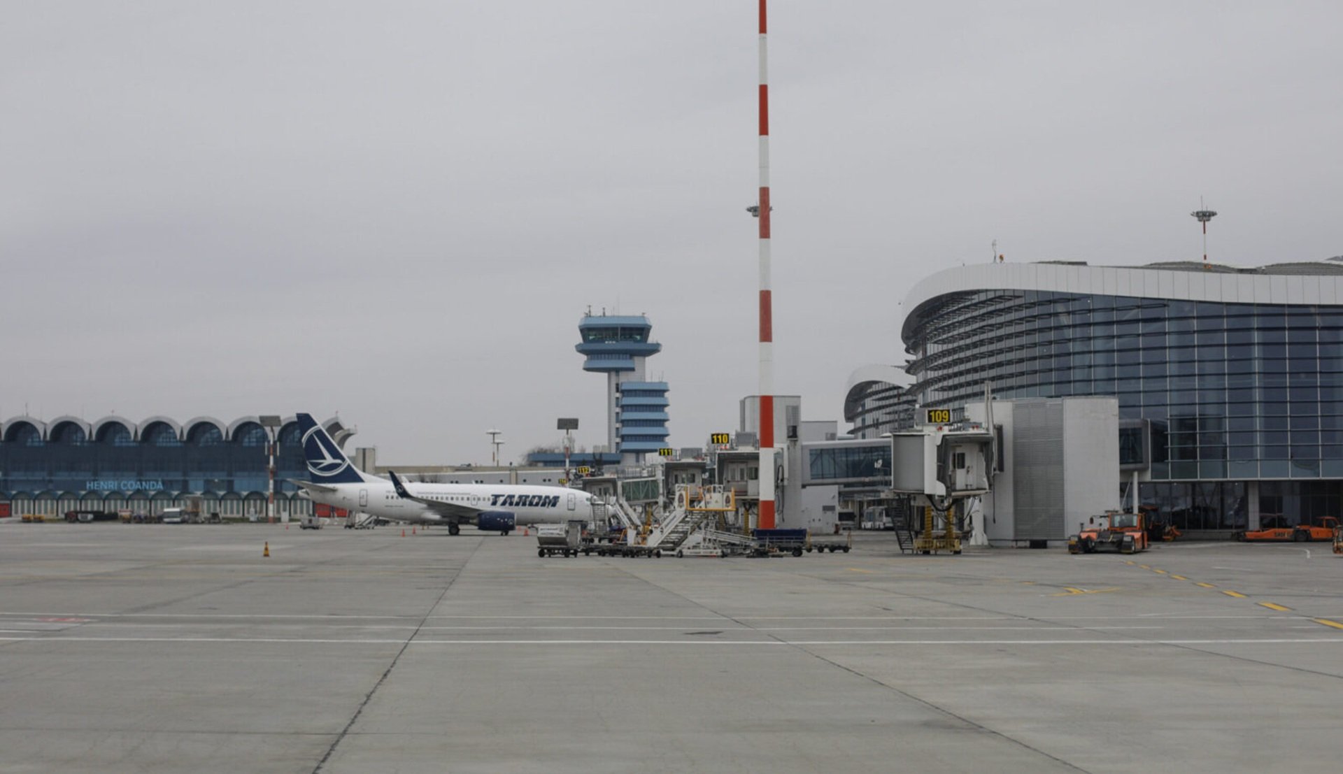 Aeroportul Internațional „Henri Coandă” de la Otopeni se află în centrul unui proiect de amploare menit să îmbunătățească infrastructura și să alinieze standardele românești la cele internaționale