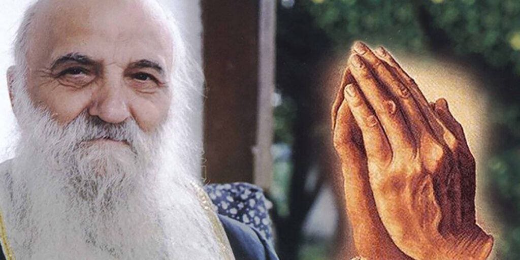 Părintele Ilarion Argatu, unul dintre cei mai influenți și respectați duhovnici ai Ortodoxiei românești, a părăsit această lume, lăsând în urmă o moștenire de înțelepciune și sfaturi despre viața spirituală, credință și lupta împotriva răului