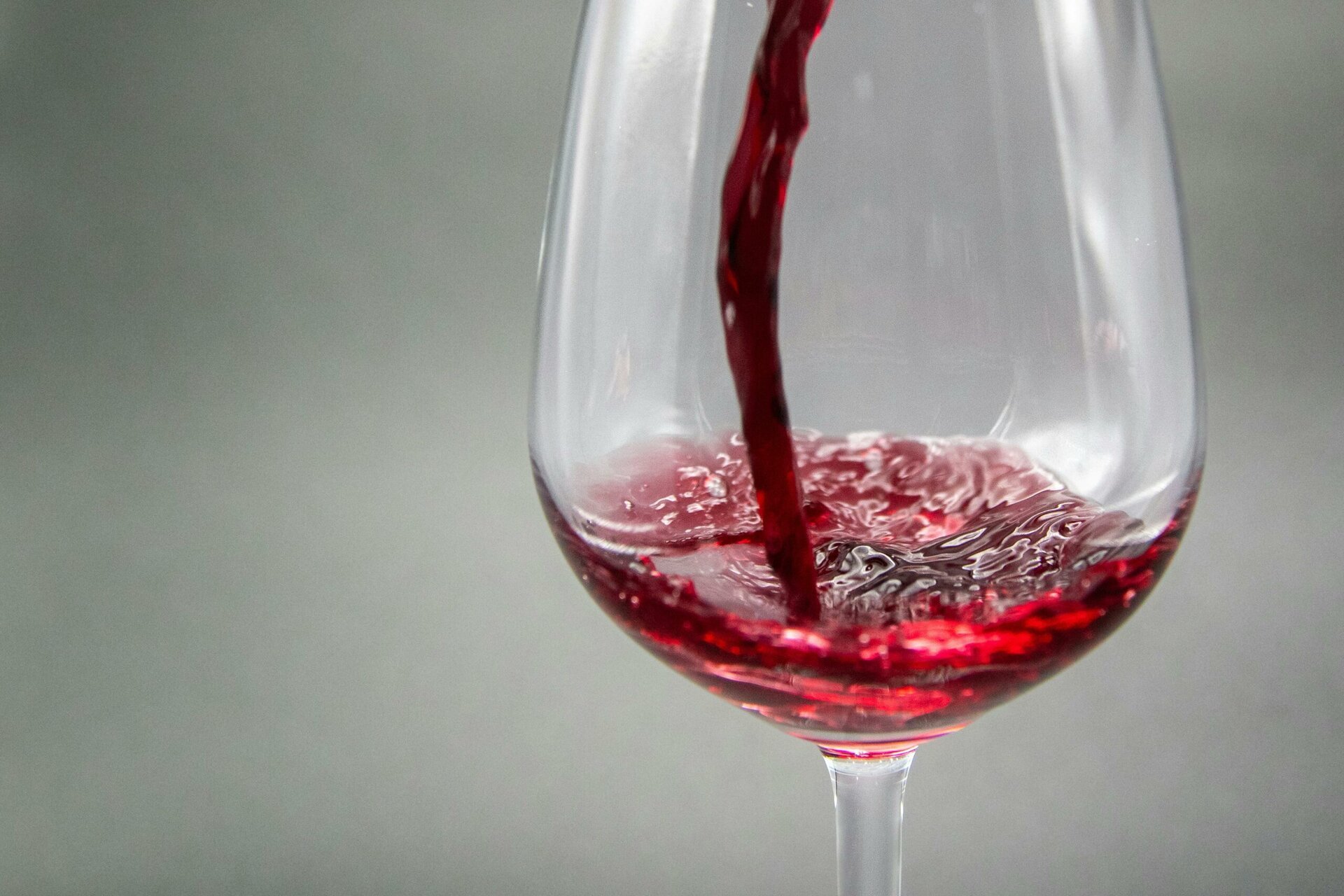 În fiecare an, pe 9 martie, românii marchează Ziua celor 40 de Mucenici din Sevastia, o sărbătoare cu rădăcini adânci în tradiția și credința ortodoxă, dar care a devenit, de-a lungul timpului, și o celebrare populară, între credință și obiceiuri strămoșești