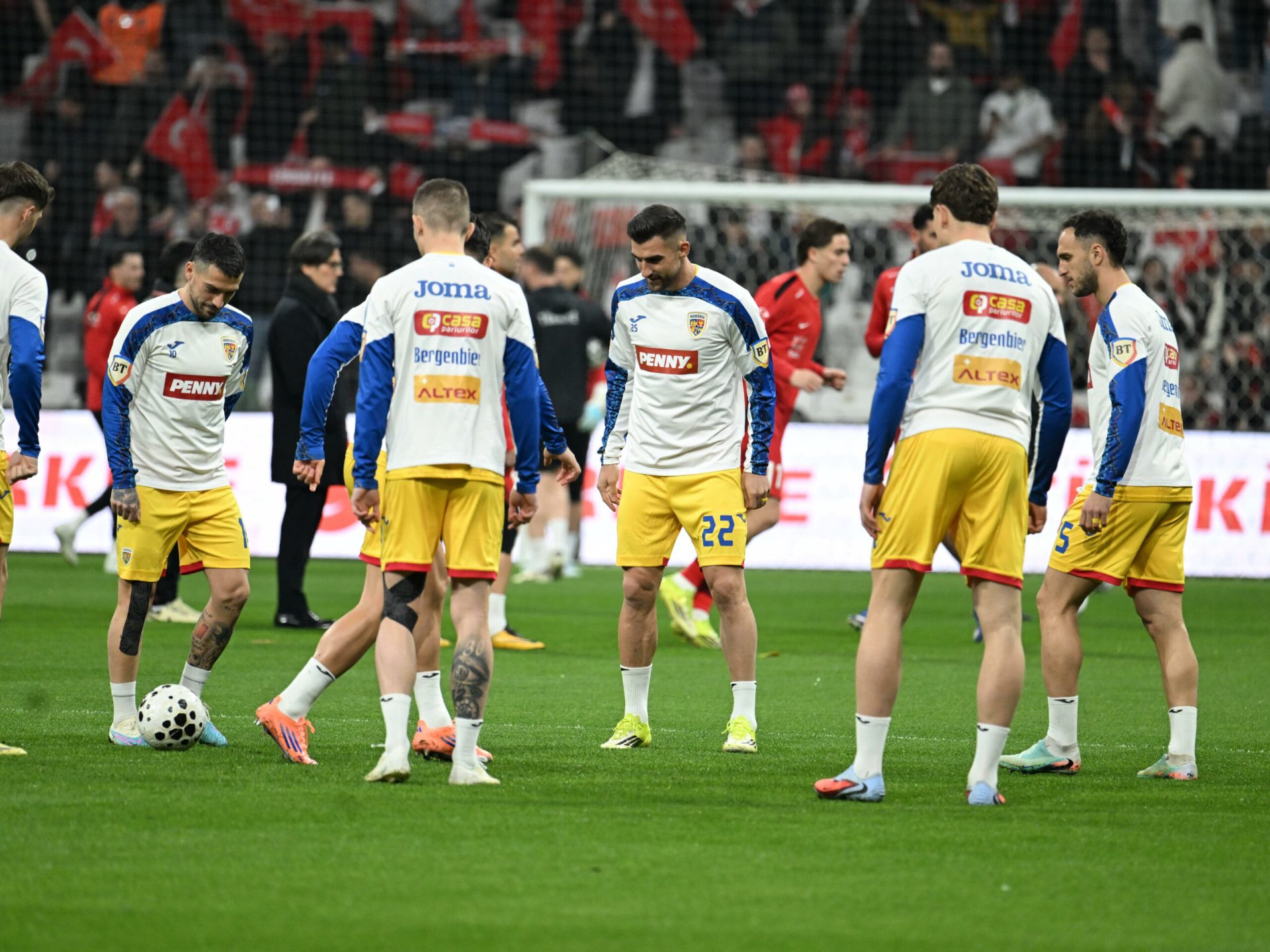 Marius Coman, cel mai neașteptat選 de pe lista României pentru meciul cu Slovacia Naționala României încearcă să găsească răspunsuri pentru viitor, în ciuda rezultatelor mai puțin convingătoare din Liga Națiunilor
