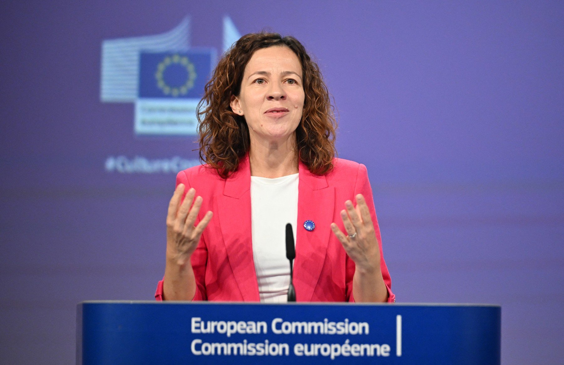 Inteligența artificială redefinește peisajul educației europene, iar profesorii trebuie să se adapteze rapid pentru a integra tehnologia în mod responsabil în procesul de predare