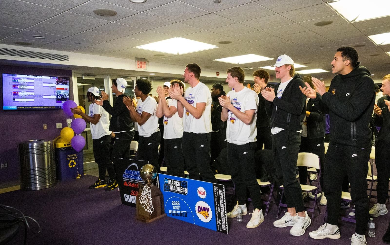 Echipa de baschet masculin a Universității din Northern Iowa va participa în acest an la turneul NCAA, după ce a fost anunțată ca echipă de 12-a în calibrul de anul acesta, urmând să înfrunte în primul tur pe St