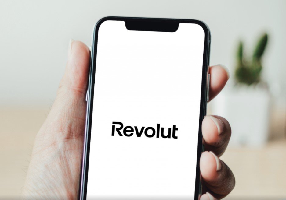 Revolut dă un nou impuls extinderii globale și își consolidează poziția în sectorul bancar european