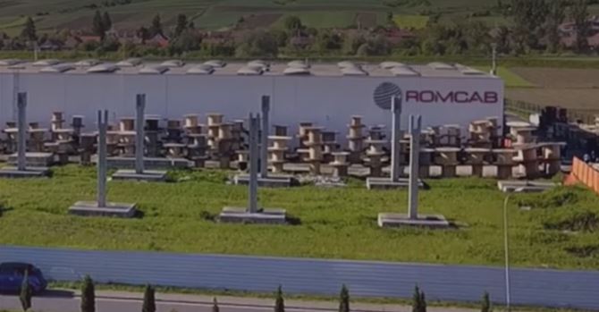 Romcab, unul dintre cei mai vechi și respectați producători de cabluri și conductori electrici din România, lansează o campanie de recrutare pentru ingineri de proces, oferindu-le acestora salarii nete cuprinse între 8.000 și 10.000 de lei lunar