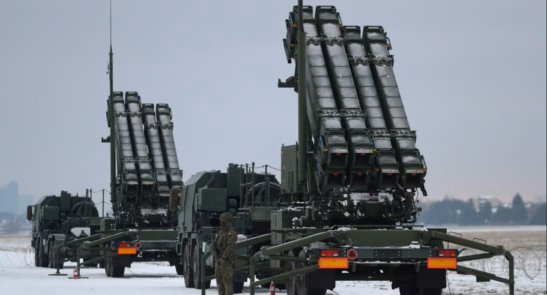 Sistemul Patriot, thermostatul modern al apărării aeriene românești, a fost activat recent în contextul vizitei oficiale a președintelui ucrainean Volodimir Zelenski la București