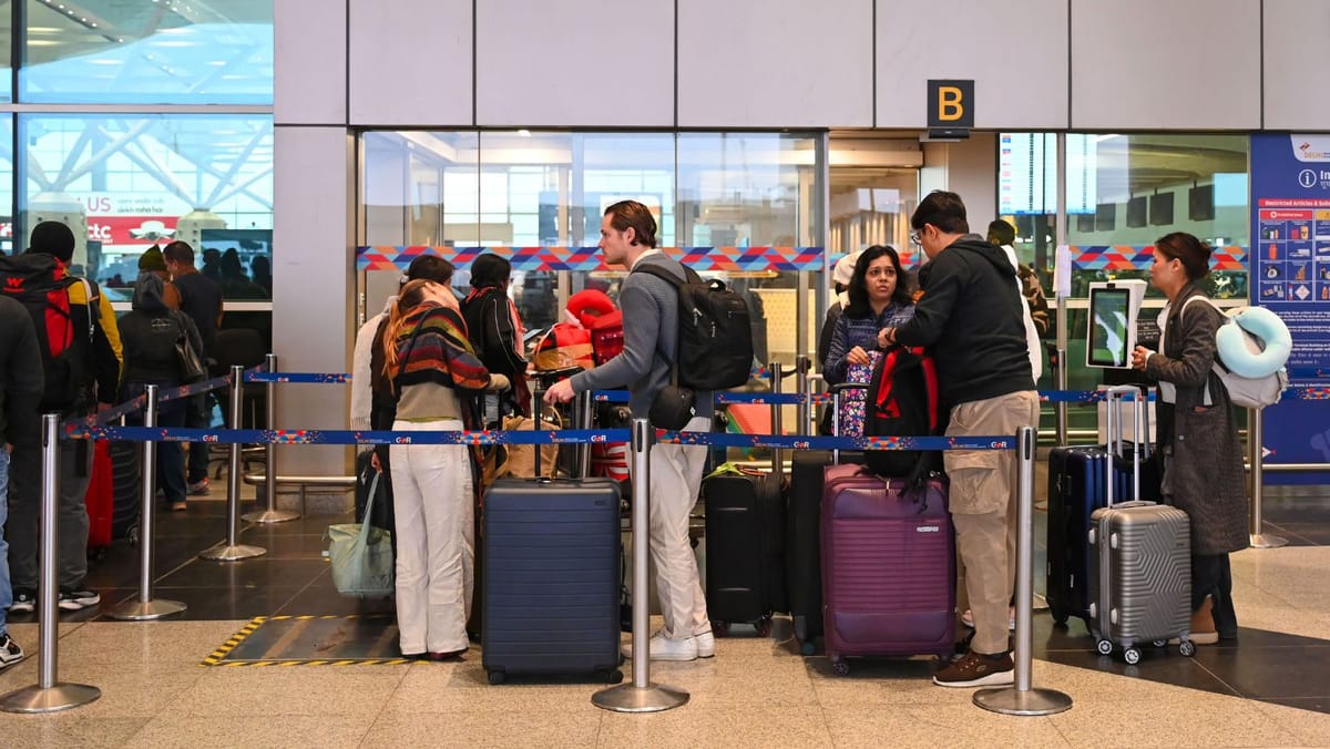 Vacanțe deja plătite în fața incertitudinii: ce trebuie să știe românii înainte de a face următoarea rezervare După trei ani de pandemie și incertitudini globale, mulți români se află în fața unei dileme extrem de personale: să își păstreze planurile de vacanță sau să le anuleze, temători de evoluția situației geopolitice