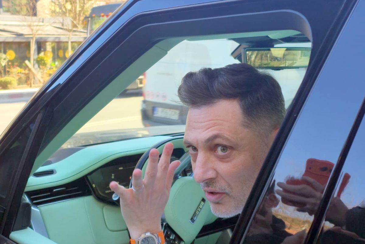 Mirel Rădoi, antrenorul care a fost aproape de a deveni oficialul FCSB pentru sezonul în curs, a avut astăzi primul contact concret cu conducerea clubului