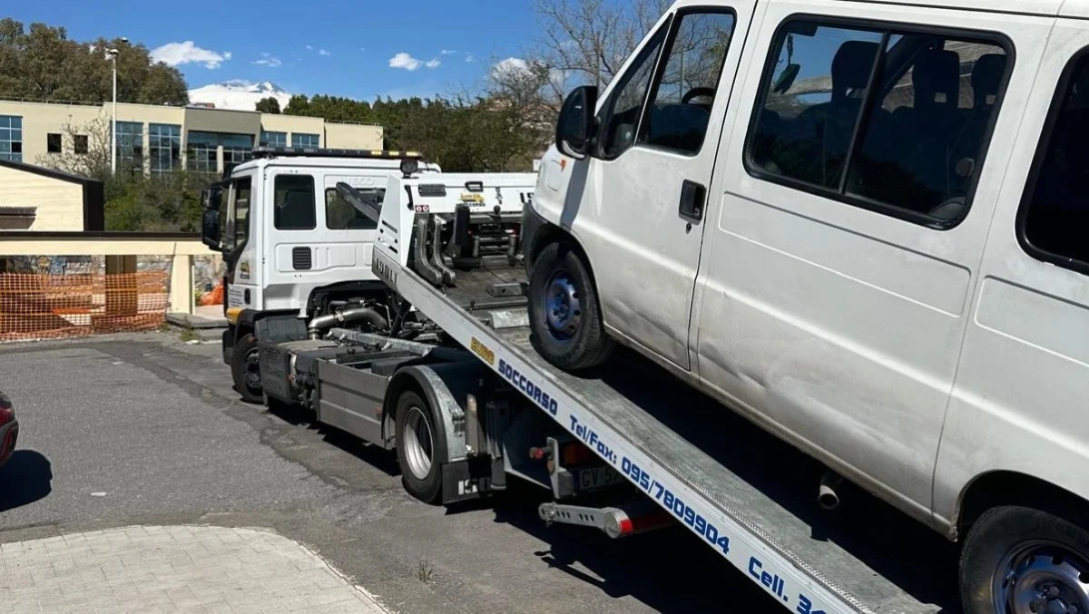 Român fără permis, amendat cu 10.000 de euro în Italia. Acasă fura curent și apă!