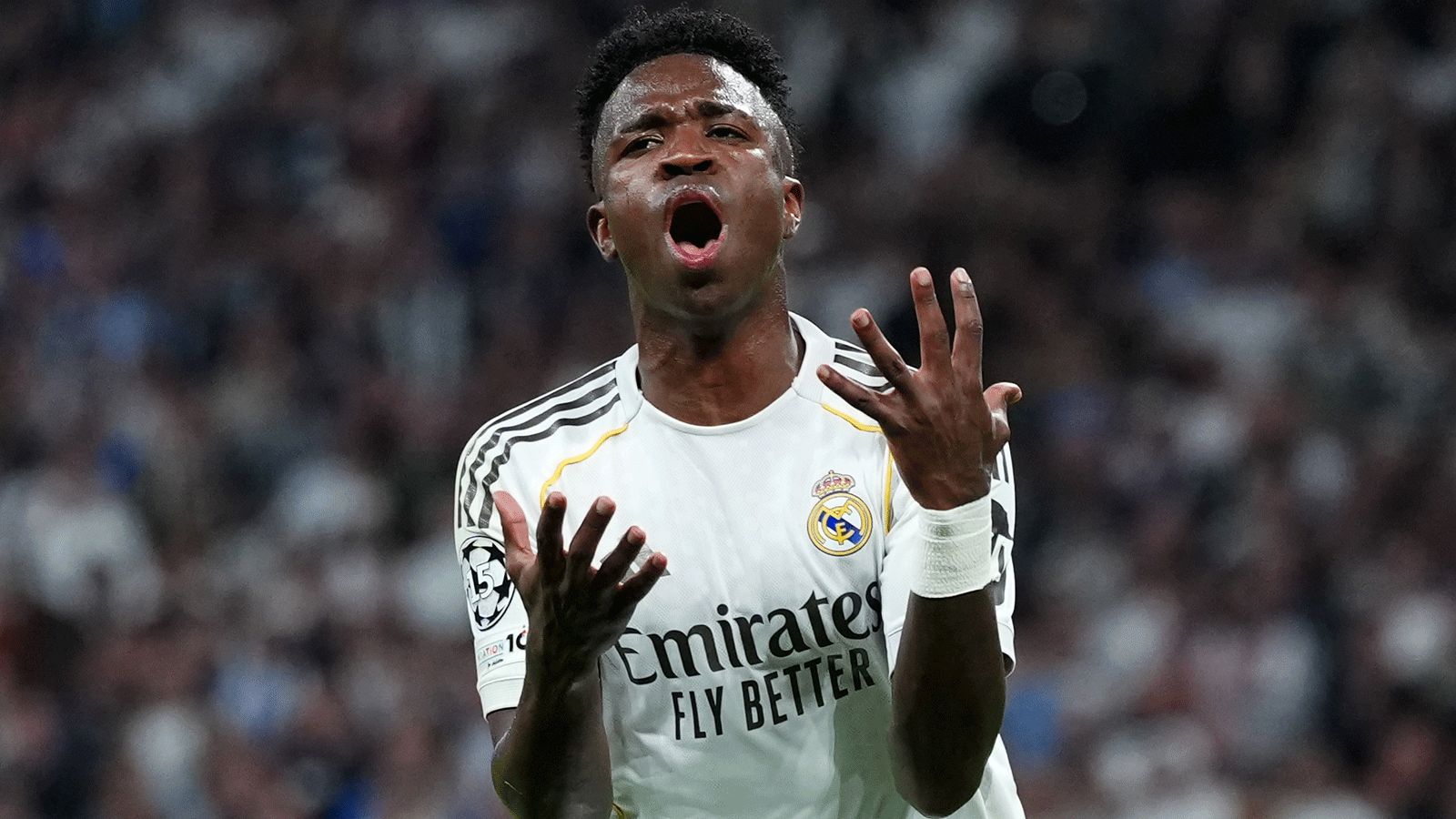 Kompany îl susține pe Vinicius Junior: „Ar trebui să rămână așa!”