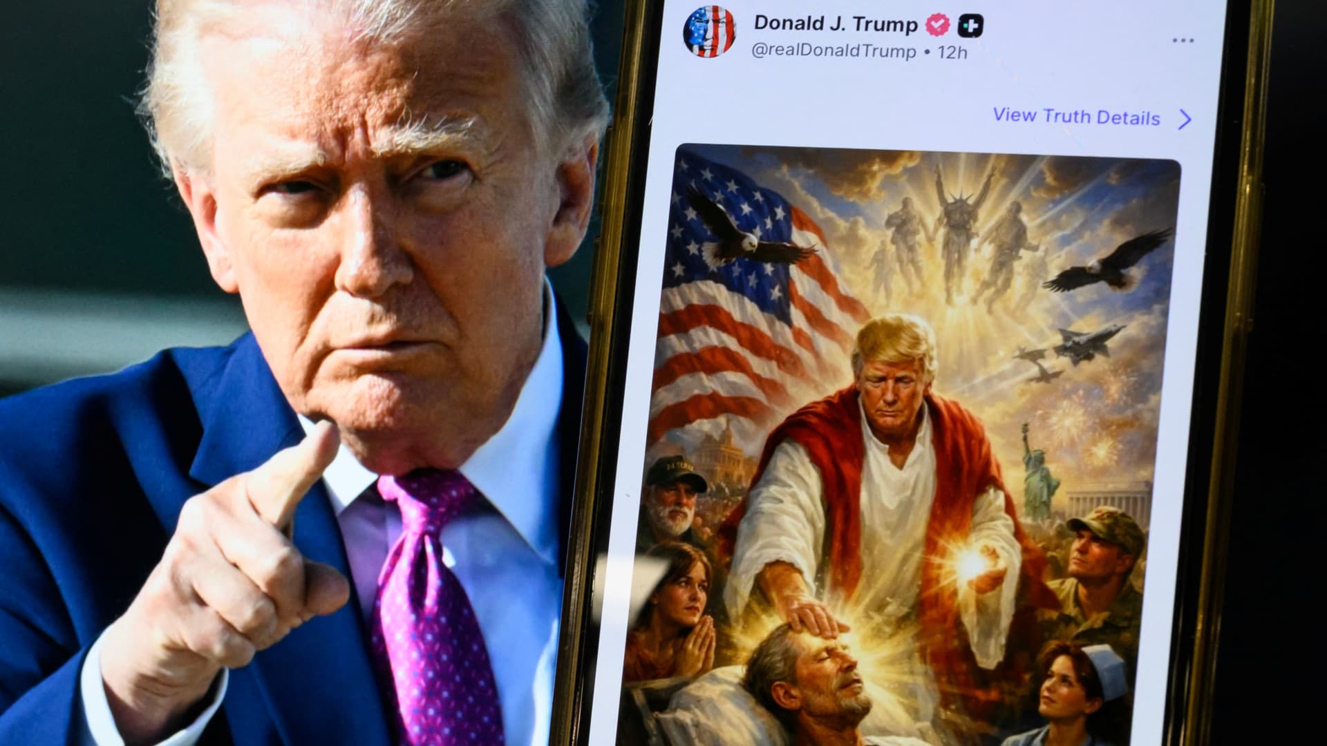 Trump, poza cu Iisus: Scandal uriaș pe rețelele sociale