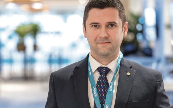 Bnr, revoluție digitală: roboții UiPath verifică rapid tranzacțiile, fără erori