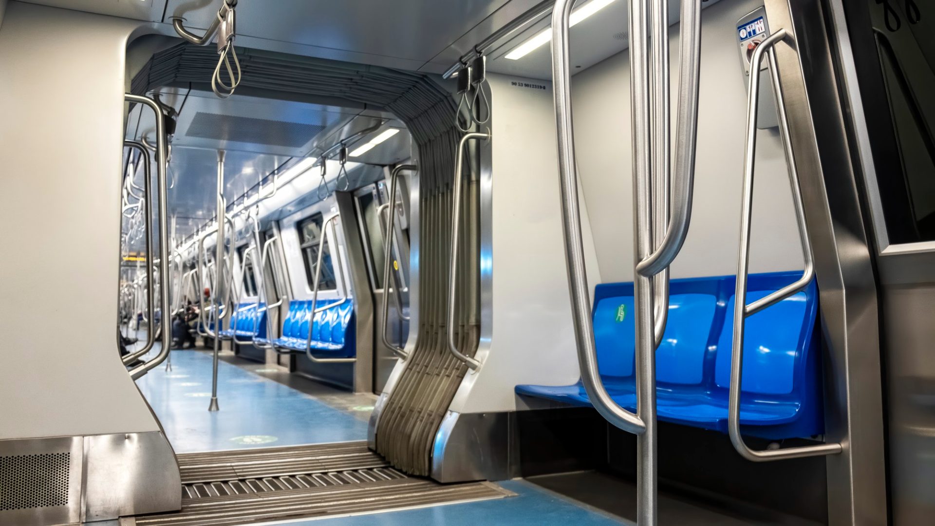 Bucureștiul devine orașul cu cele mai scumpe tarife la transportul public din regiune, după ce Metrorex a propus majorări semnificative ale tarifelor, care, dacă vor fi aprobate de Ministerul Transporturilor, vor face ca plata pentru o singură călătorie cu metroul să ajungă la 7 lei