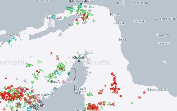 Trump promite deschiderea Strâmtorii Ormuz, cu sau fără Iran
