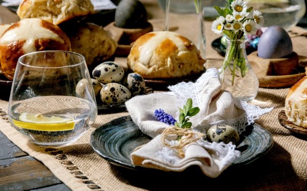 Alimentul banal care-ți salvează stomacul după festinul de Paște!