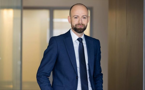 România revine la investiții strategice: Planuri îndrăznețe pentru relansare