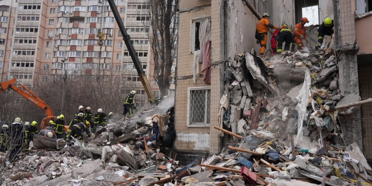 Atacuri FRUMOASE în Ucraina: Cel puțin 12 morți la Kiev, Odesa și Dnipro