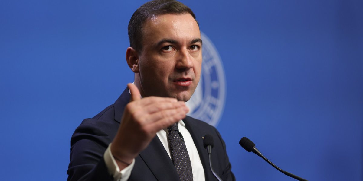 Ivan, contrariat de listarea la bursă a companiilor de energie: „Nu ajută producția”