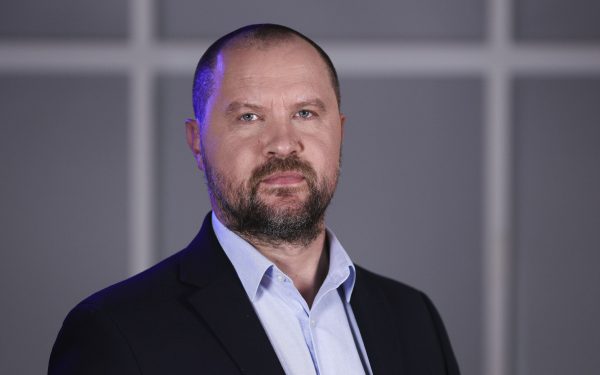 Grindeanu și Vasilescu, manevre pentru a-l face pe Manda erou. Bolojan, ținta veche anti-PSD