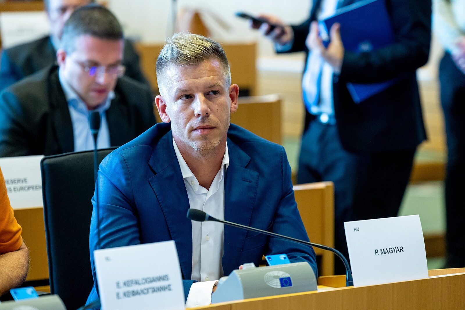 Magyar, eroul care l-a învins pe Orban: De la afișul cu Viktor, la succesul uriaș