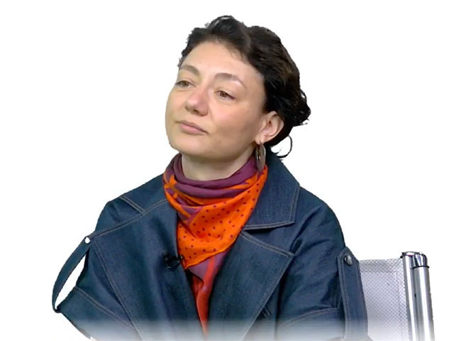 Este sigur să lași algoritmii să educe copiii în școli? Pericolele inteligenței artificiale și soluțiile de evitare a dezinformării