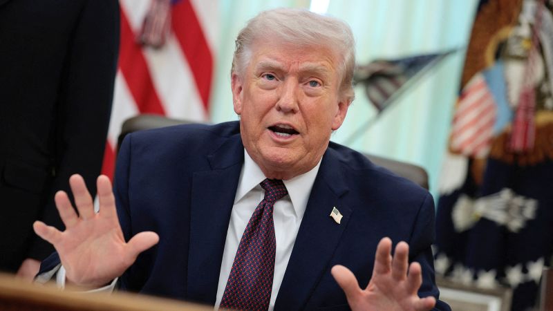 Donald Trump a forțat retragerea Statelor Unite din NATO?
